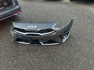 Kia Ceed GT Line Business DIESEL HYBRIDE PANO LEDER LED picture 20