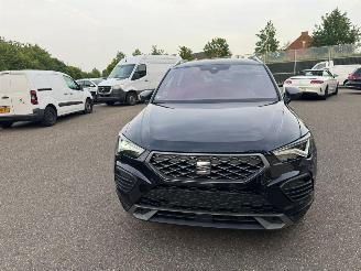 krockskadad bil auto Seat Ateca 2.0 190 pk FR 4x4 Leder LED Memory Virtual 2023/6