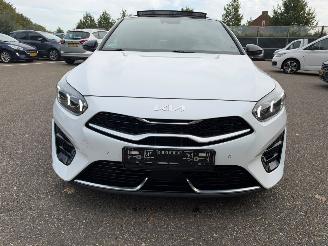 damaged passenger cars Kia Ceed GT Line 160pk PANO Automaat LED 2023/5