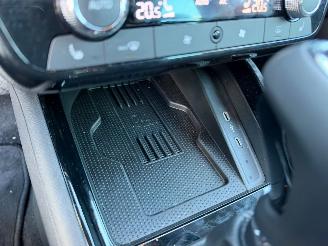 Skoda  Scala TOUR 1.5 150Pk  Automaat Stoelverwarming Achteruitrij camera picture 27