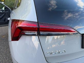 Skoda  Scala TOUR 1.5 150Pk  Automaat Stoelverwarming Achteruitrij camera picture 33