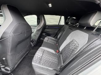 Volkswagen Golf 1.5 TSIe R-line picture 11