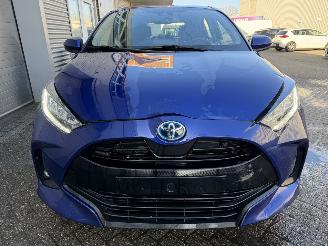 Toyota Yaris Yaris 1.5-l-VVT-i Hybrid CVT Luxury fahrbereit picture 6