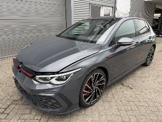 Schadeauto Volkswagen Golf Golf 2.0 TSI DSG GTI Performance Pano airbags ok 2020/11
