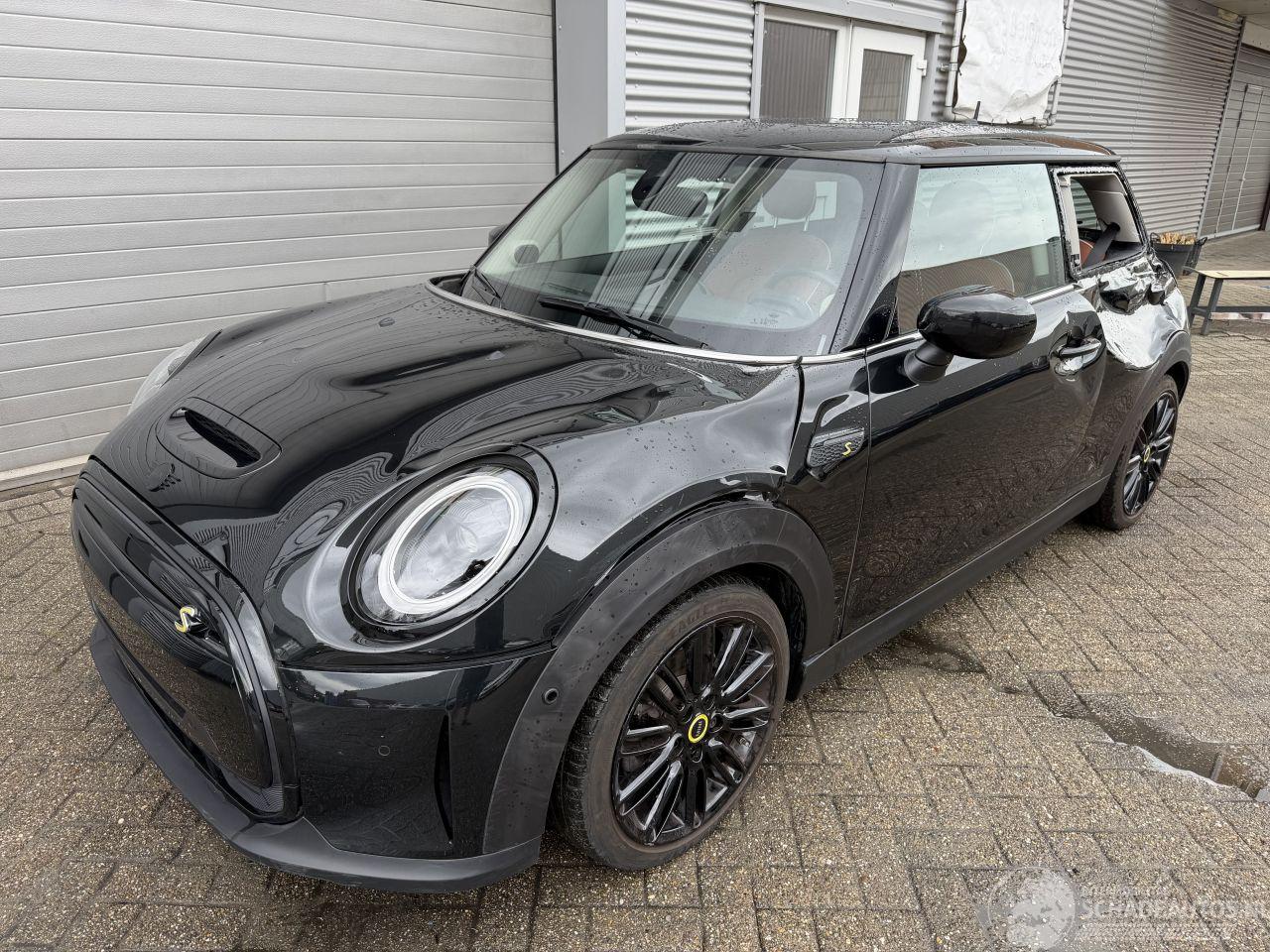 Mini Cooper S MINI Cooper SE Resolute Editon Voll
