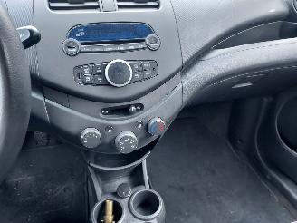 Chevrolet Spark GERESERVEERD  1.0 4 cilinder LPG 5 deurs picture 5