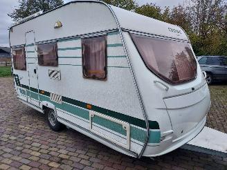 damaged caravans Chateau  Nice 430 Mover en voortent 2005/6