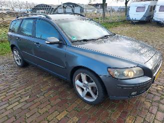 krockskadad bil auto Volvo V-50 Div opties + Apk 5 cilinder 2006/2