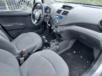 Chevrolet Spark GERESERVEERD  1.0  5 deurs Airco picture 8