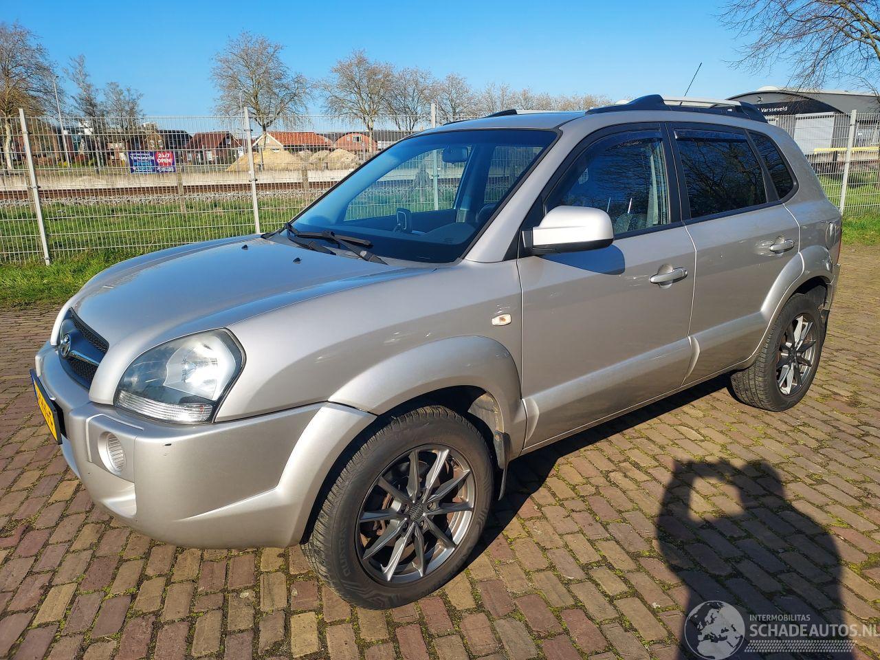 Hyundai Tucson 4x4  2.0 Benzine + Apk