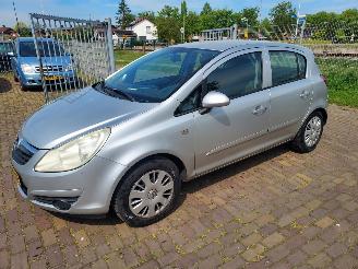 krockskadad bil auto Opel Corsa 1.2i 5 deurs + airco 2007/11