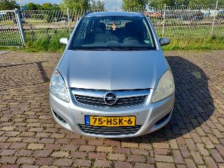 Opel Zafira 7 persoons + apk 1.8 Temtation picture 5