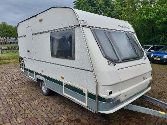 danneggiata roulotte Chateau  Calista 390 Voortent en luifel 1998/4