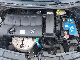 Peugeot 207 5 deurs + Airco+Apk 500 euro minimum prijs picture 9