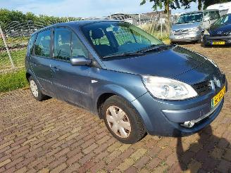 Schadeauto Renault Scenic 1.6 2007/11