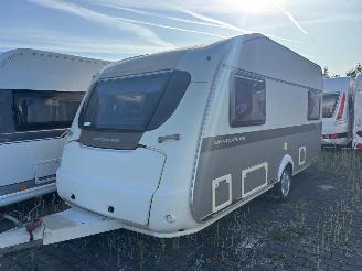 krockskadad bil caravan Avento  Gran Turismo 470TCB Enkele bedden Mover Voortent 2006/3