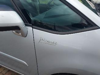 Citroën C4-picasso 1.8iAmbiance 7 persoons + Apk   500 euro minimum prijs picture 5