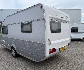 Vaurioauto  caravans Kip  Grey Line 44EKL + Mover + Voortent 2007/4