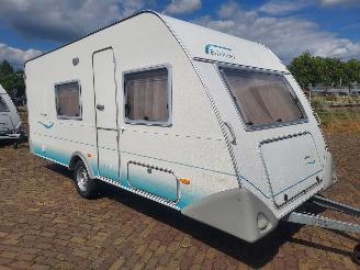 Schade caravan Eifelland  Stapelbed 500 Holiday 2001/7