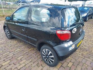 Toyota Yaris 1.0 4 cilinder picture 4