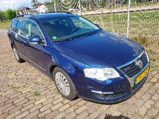 Volkswagen Passat 2.0 TDI Bleu Motion picture 2