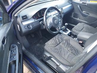 Volkswagen Passat 2.0 TDI Bleu Motion picture 8