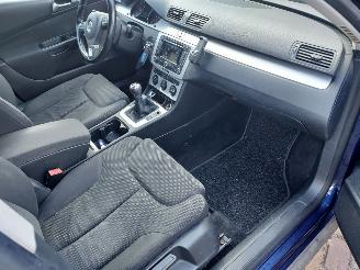 Volkswagen Passat 2.0 TDI Bleu Motion picture 9