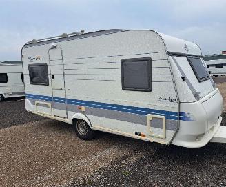 damaged caravans Hobby  460 UFE 2001/4