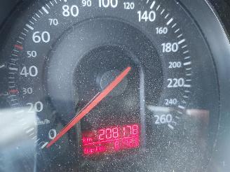 Volkswagen Passat Sedan 1.6 benzine picture 10