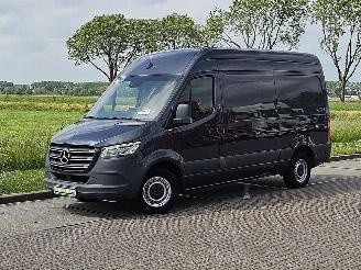 Mercedes Sprinter 317 picture 2