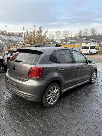 Volkswagen Polo HIGHLINE picture 5