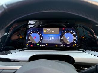 Volkswagen Golf  picture 11