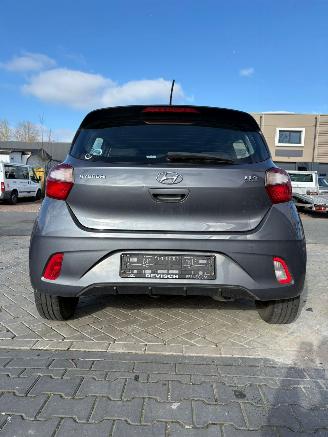 Hyundai I-10 automaat picture 6