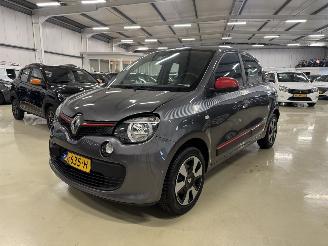 uszkodzony samochody osobowe Renault Twingo 1.0 SCe Collection 52kw AIRCO 2016/4