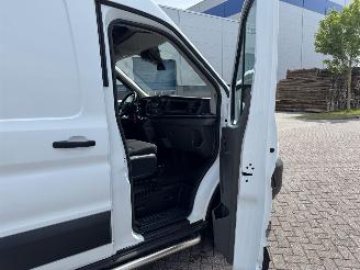 Ford Transit 2.0 TDCI L4H3 RWD picture 16