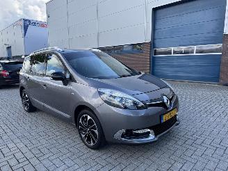 Voiture accidenté Renault Grand-scenic 1.2 TCe 85kw Bose 2014/10