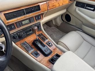 Jaguar Xjs 6.0 V12 Convertible picture 21