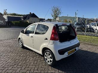 Peugeot 107 1.0 12V XR AIRCO picture 3