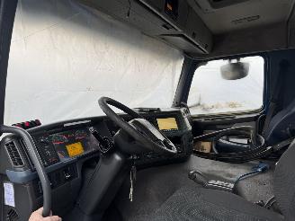 Volvo FM 8x2 Haakarm picture 22