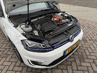 Volkswagen Golf 1.4  GTE Clima - Navi picture 27