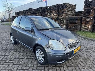 Toyota Yaris 1.3 VVT-i  AIRCO picture 4