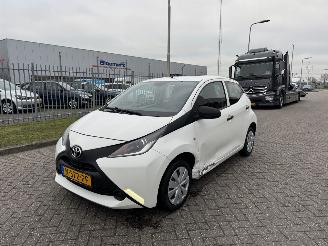 Toyota Aygo 1.0 VVT-i 51Kw AIRCO picture 2