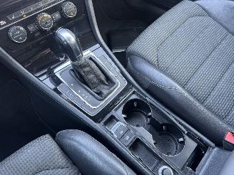 Volkswagen Golf 1.4 TSI  DSG Highline picture 17