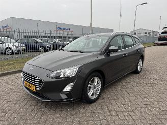 krockskadad bil auto Ford Focus 1.0 EcoBoost 74Kw 2021/8