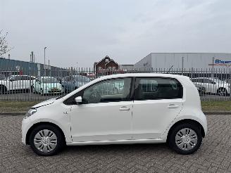 Volkswagen Up! 1.0 44Kw NAIV - AIRCO picture 2
