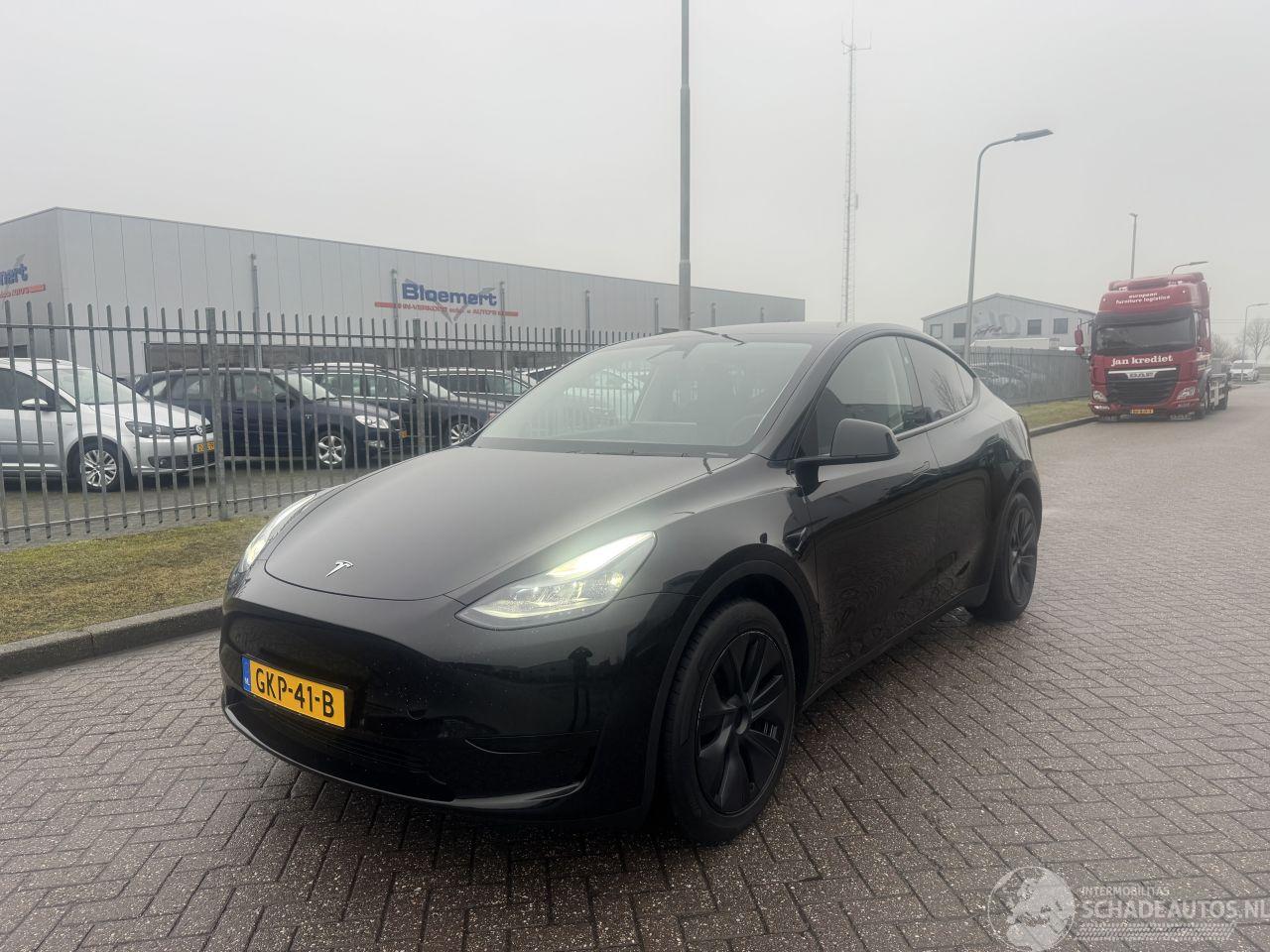 Tesla Model Y RWD 58kWh 175kw