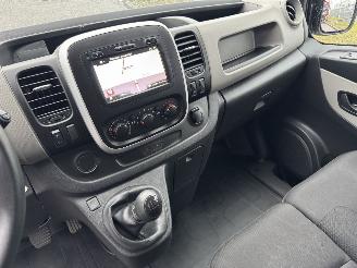 Nissan NV300 1.6 DCI  AIRCO - NAVI - Euro6 picture 17