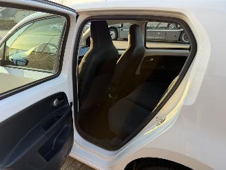 Volkswagen Up!  picture 10