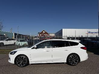 Ford Focus 2.0 110Kw ST Line picture 2