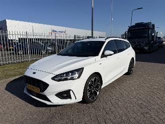 Coche accidentado Ford Focus 2.0 110Kw ST Line 2019/9